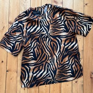Vintage Diane Gilman 100% silk zebra print top Size Small